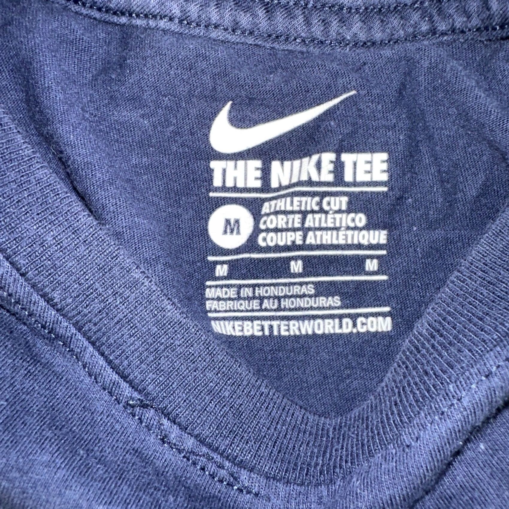 Nike VINTAGE? Nike Shirt Men M Blue T-Shirt Nike Character 90s? Size US M / EU 48-50 / 2 - 3 Thumbnail