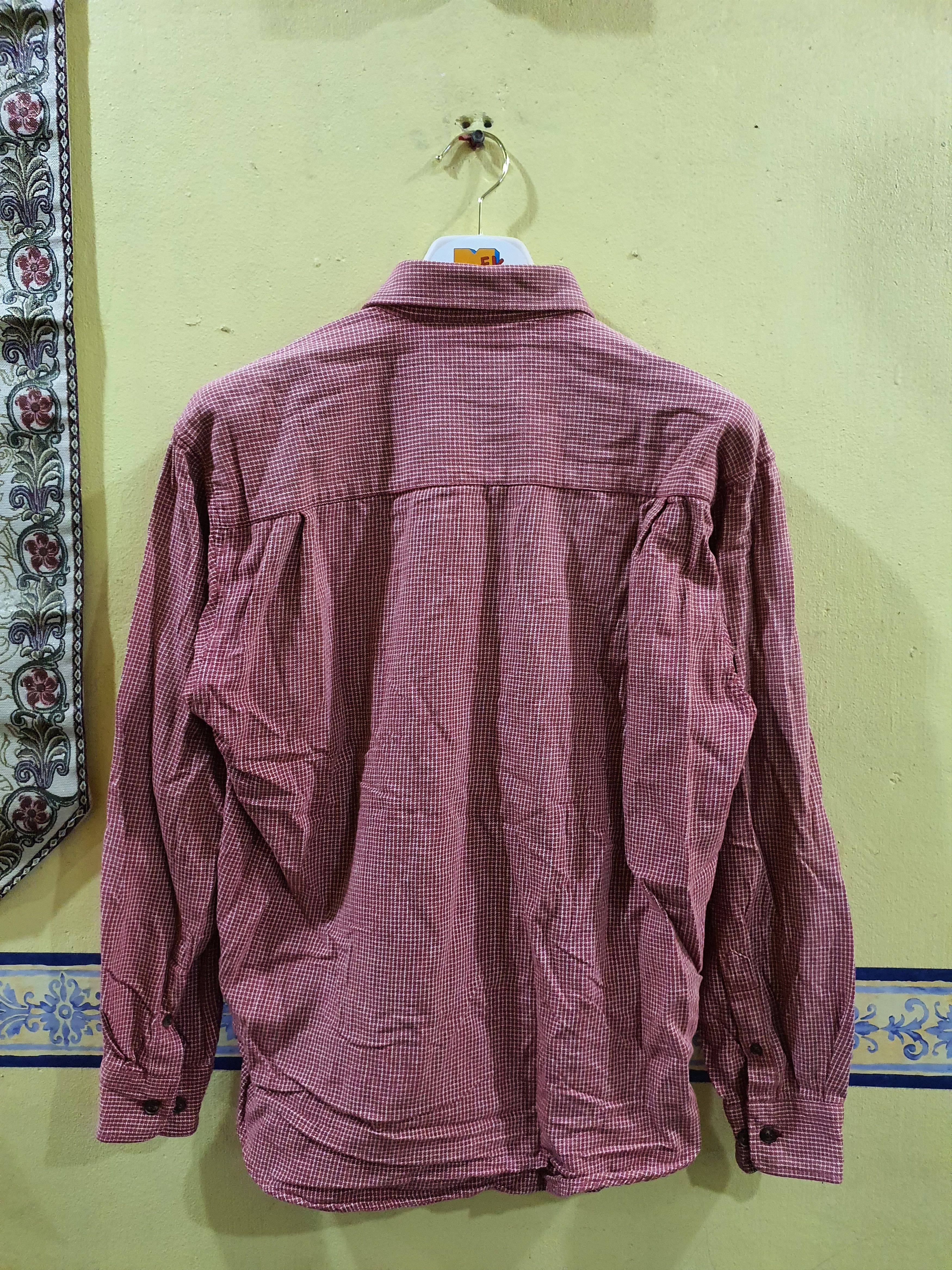 Arrow Duluth Trading Co red thick flannel button-down shirt Size US M / EU 48-50 / 2 - 2 Thumbnail