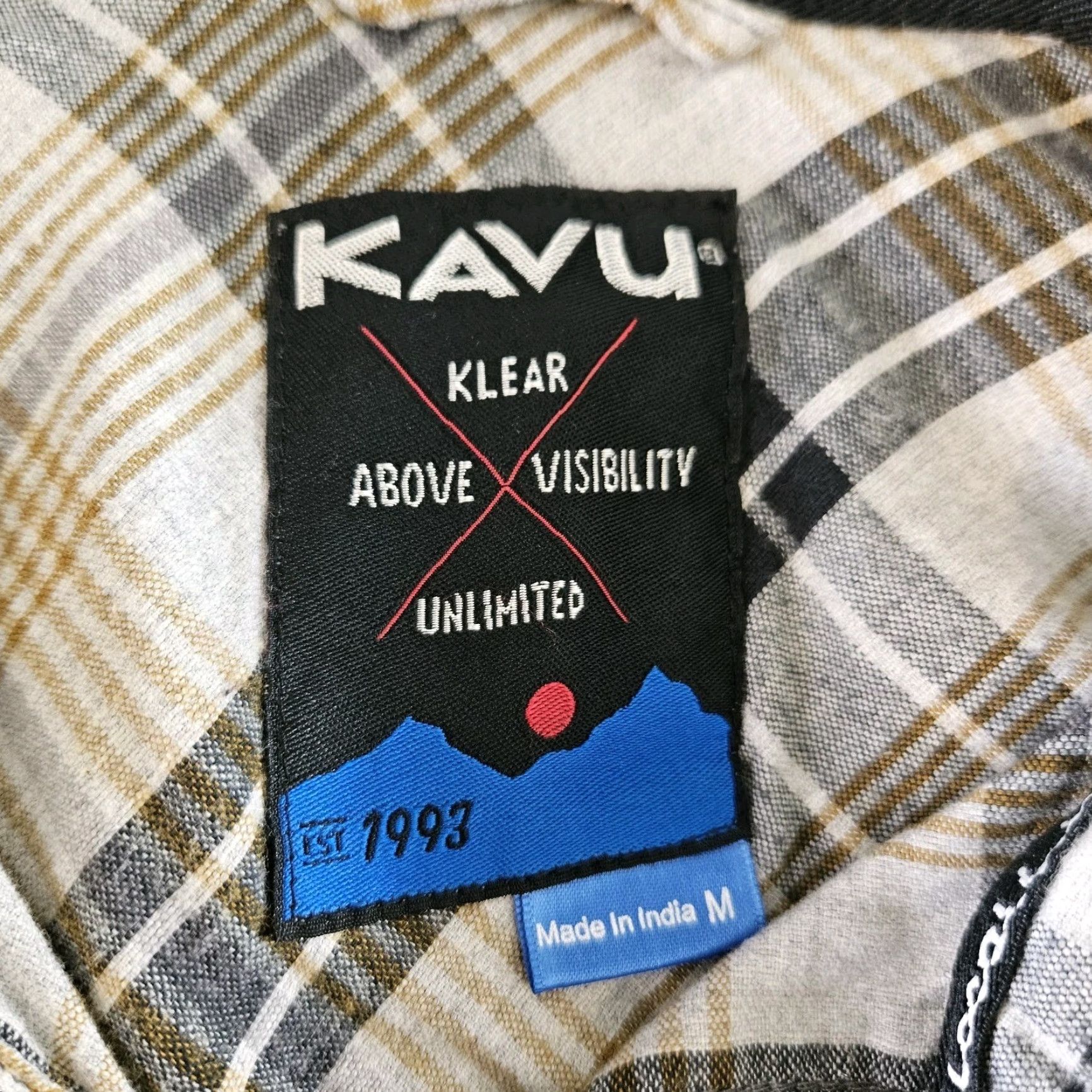 KAVU Kavu Mens Button-Up Shirt Plaid Long Sleeve Cotton Sz M Gray Black Multicolor Pattern Size US M / EU 48-50 / 2 - 5 Thumbnail
