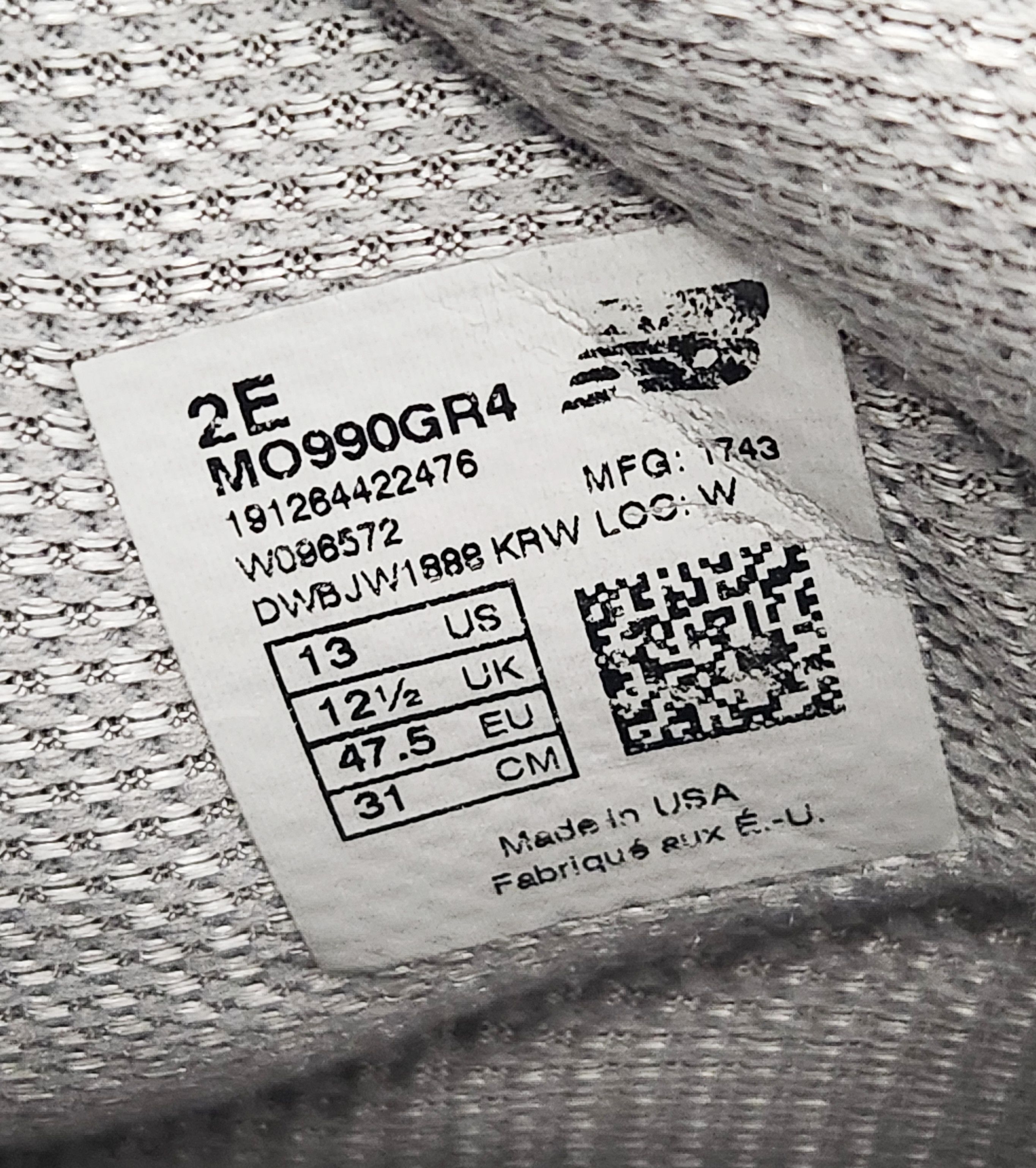 New Balance New Balance 990 v4 Mid Grey Suede Shoe Size 13 2E MO990GR4 Size US 13 / EU 46 - 12 Thumbnail