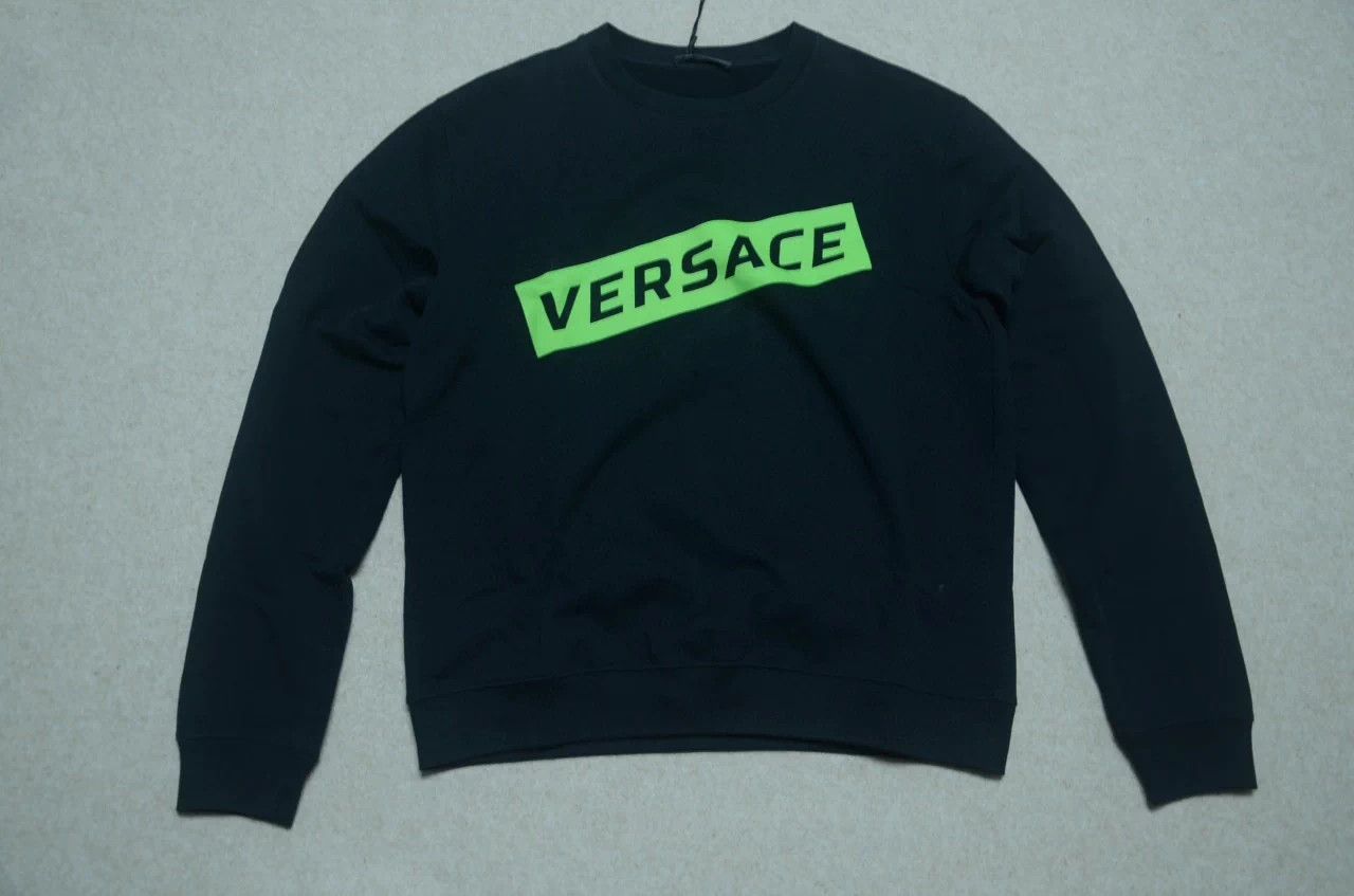 Versace VERSACE Black Logo Unisex Hoodie S/M Size US S / EU 44-46 / 1 - 1 Thumbnail