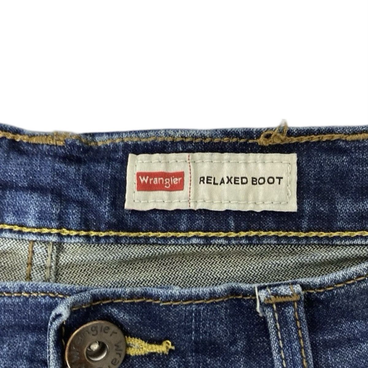 Wrangler Wrangler Relaxed Bootcut Jeans Size 36 x 32 Size US 36 / EU 52 - 4 Thumbnail