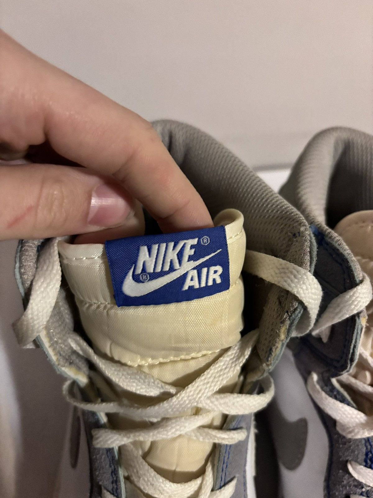 Nike Nike Jordan 1 OG Hyper Royal Size US 11 / EU 44 - 4 Thumbnail