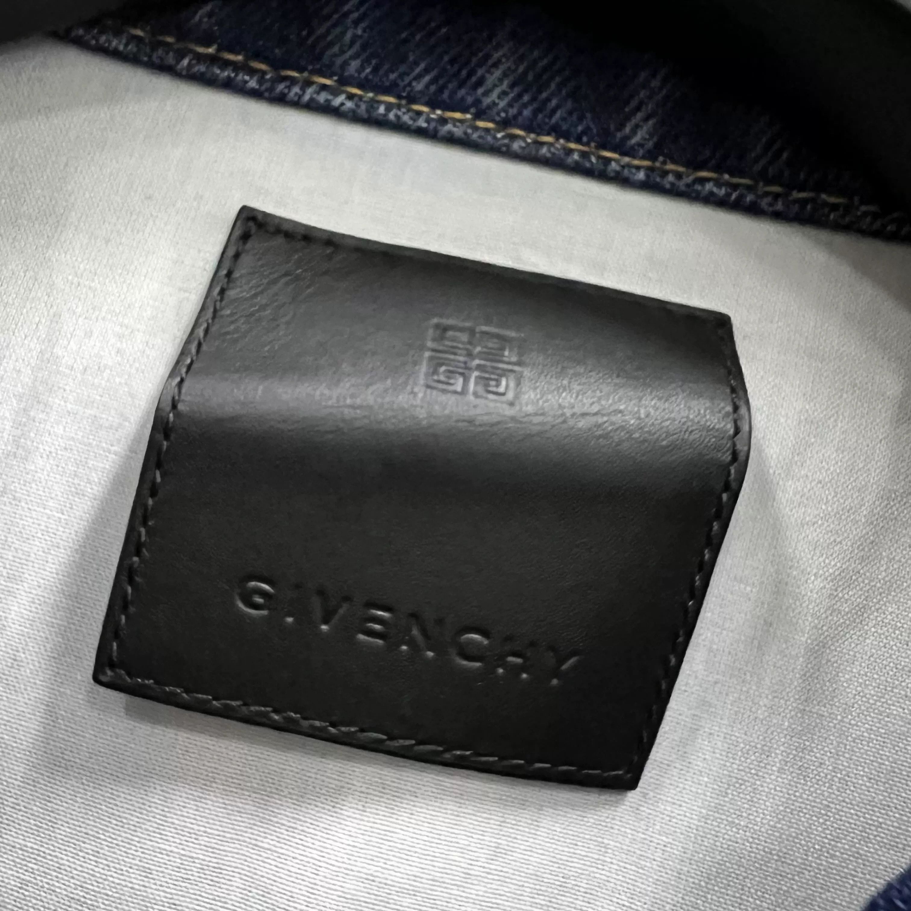 Givenchy Givenchy Blue Logo Frayed Denim Vest XXL Size US XXL / EU 58 / 5 - 2 Thumbnail