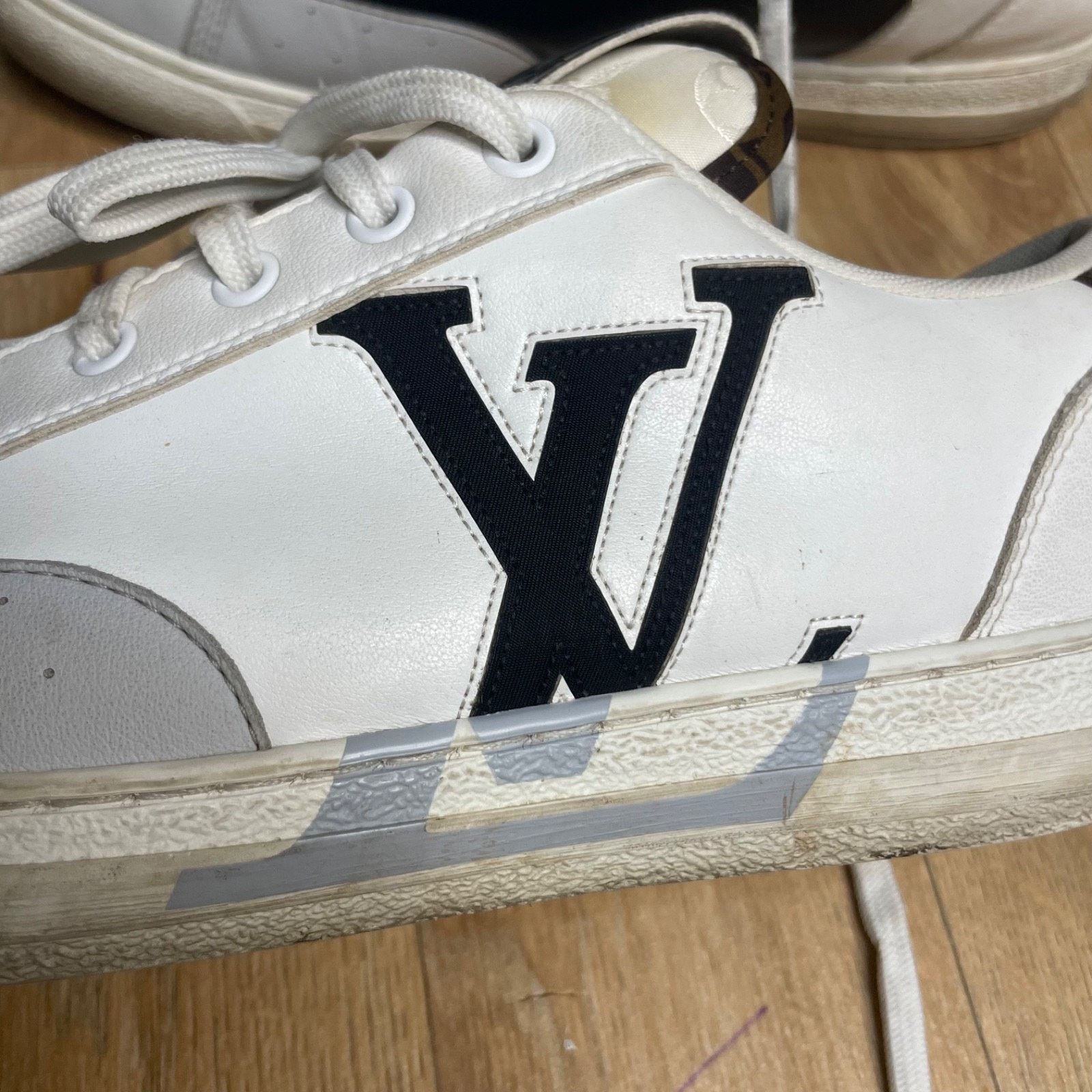 Louis Vuitton Louis Vuitton Charlie Sneakers Leather LV Shoes MEN WHITE Size US 9.5 / EU 42-43 - 3 Thumbnail