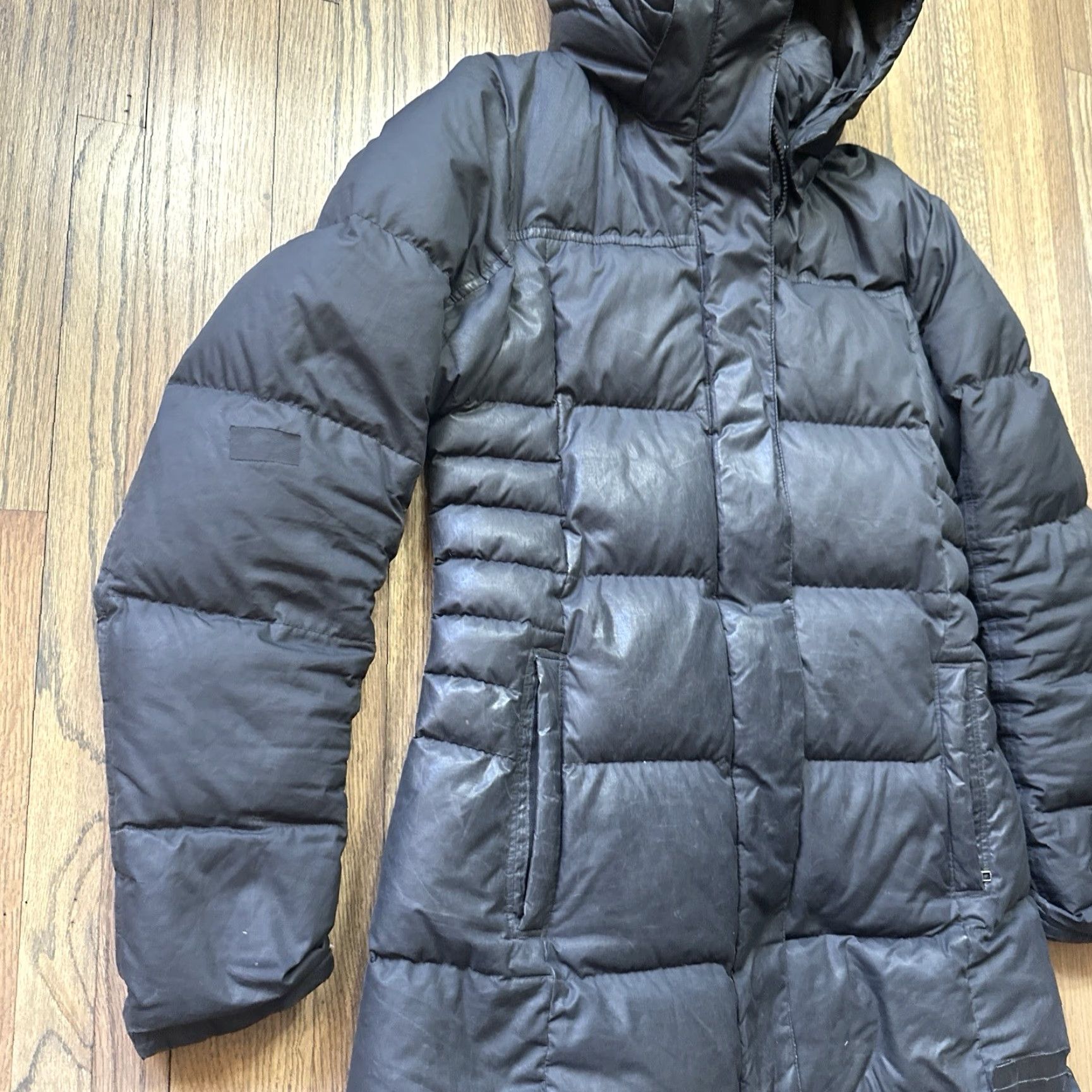 Patagonia Patagonia Black Long Down Coat Jacket Women’s Hooded Puffer Size Small Parka Winter Fall Coat Womens Size S / US 4 / IT 40 - 3 Thumbnail