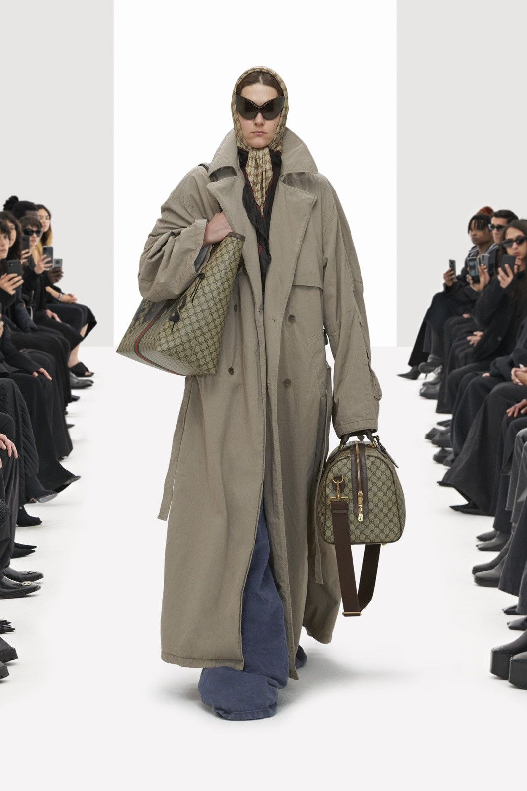 Balenciaga Balenciaga Clones Muti Pocket Cargo Trench Coat Size US S / EU 44-46 / 1 - 1 Thumbnail
