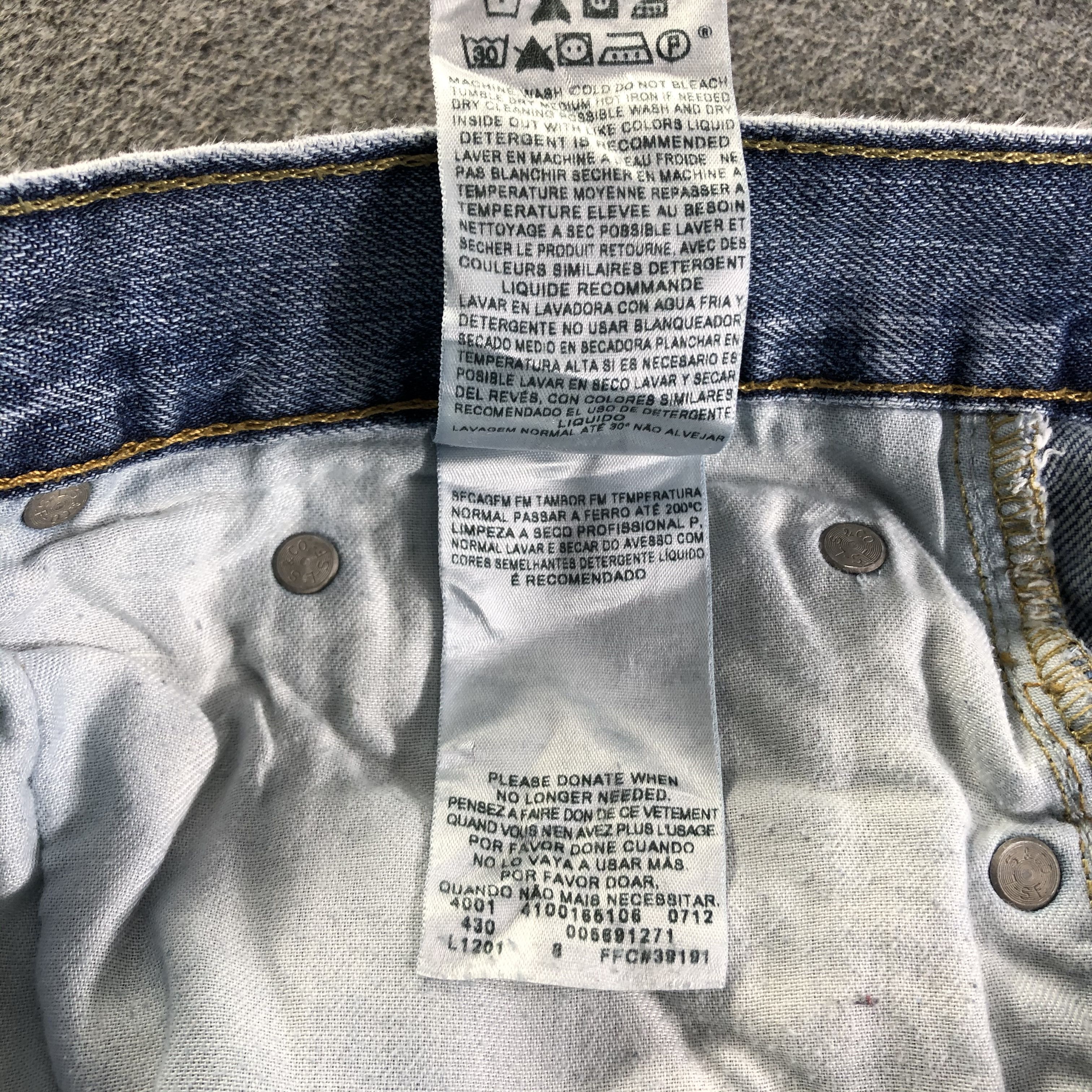 Levi's Vintage Blue Wash Levis 569 Jeans-J4125 Size US 40 / EU 56 - 11 Thumbnail