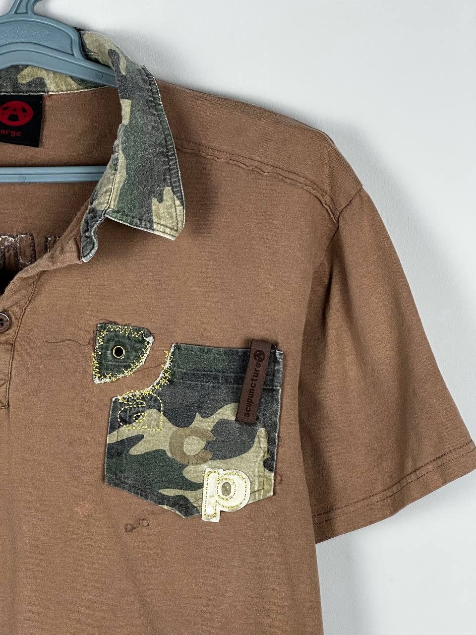 Acupuncture Acupuncture y2k brown punk Grunge t shirt boxy Camo Size US L / EU 52-54 / 3 - 4 Thumbnail