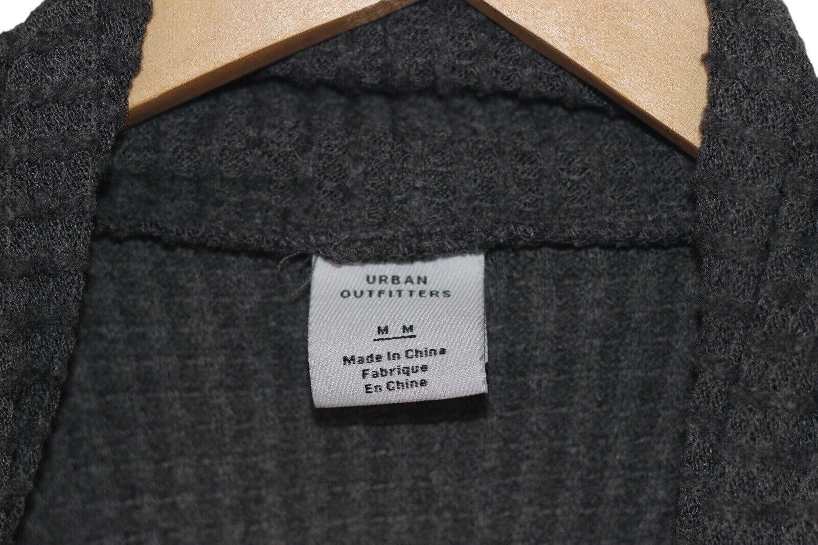 Urban Outfitters Urban Outfitters Chunky Knit Turtleneck Charcoal Grey Sz M Size US M / EU 48-50 / 2 - 5 Thumbnail