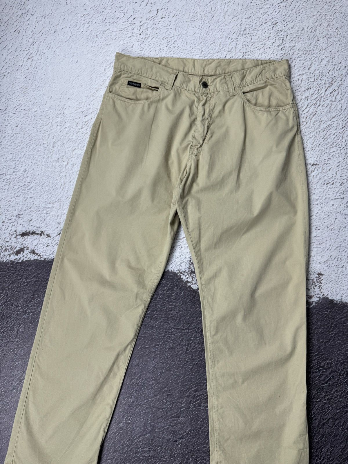 Yves Saint Laurent Yves Saint Laurent vintage beige pocket logo chino pants Size US 36 / EU 52 - 6 Thumbnail