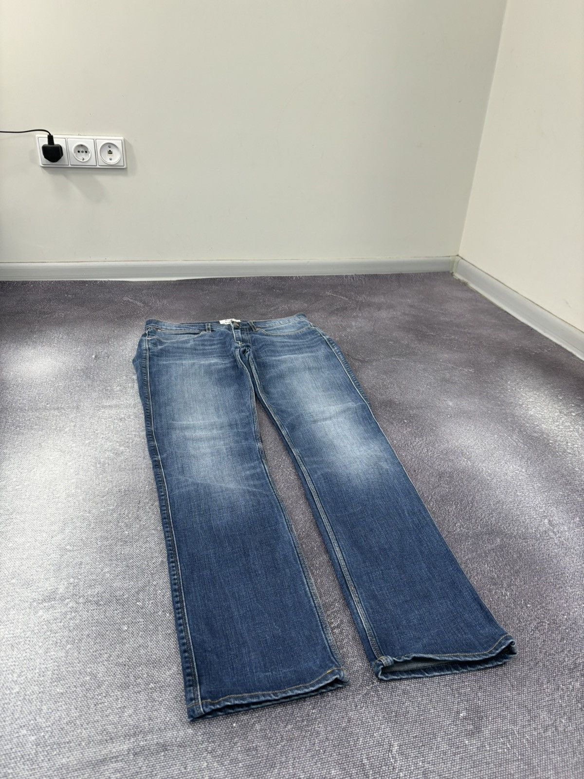 Acne Studios Acne Studios Max Prince Faded Blue Slim Straight Denim Jeans Size US 31 - 3 Thumbnail