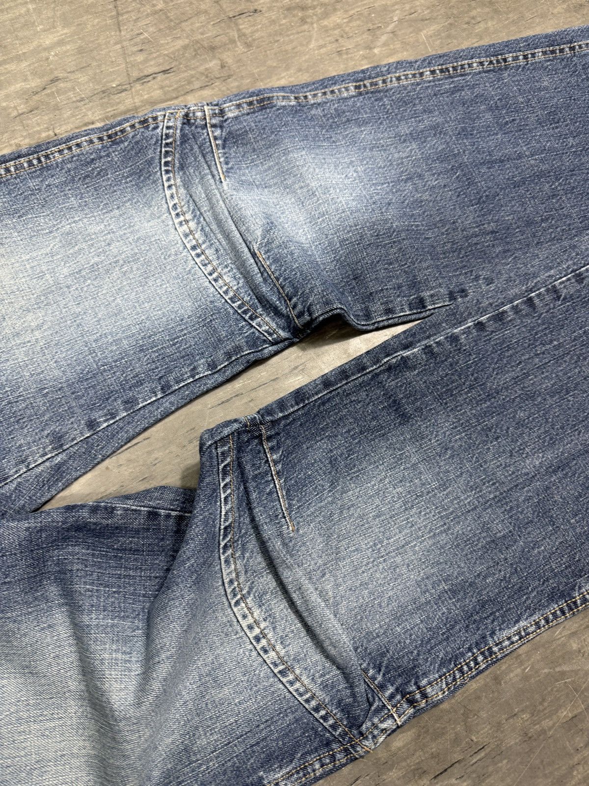 Vintage ᶠᵃⁿᶜʸᵍᵘʸ Vintage Baggy Washed Denim Jeans Wide leg Y2K Size US 32 / EU 48 - 4 Thumbnail