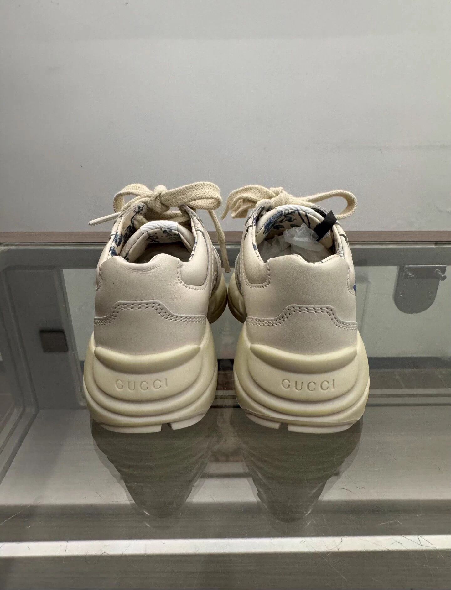 Gucci Gucci Kids Side Color Letter Logo Sneakers 20 Size US 4 / IT 34 - 5 Thumbnail