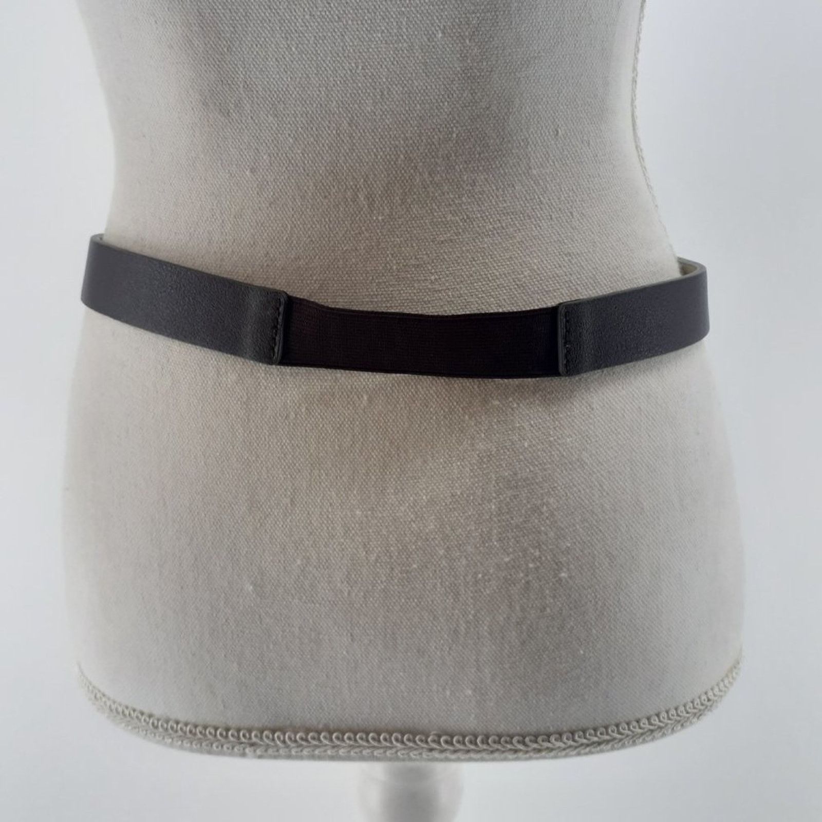 Ann Taylor Ann Taylor Loft Burgundy Red Faux Leather Gold Buckle Size S Size ONE SIZE - 9 Thumbnail
