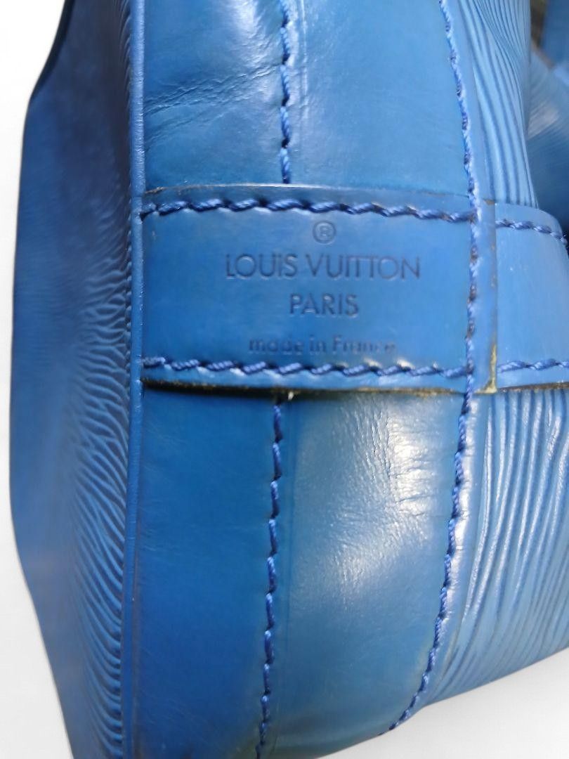 Louis Vuitton Louis Vuitton - Epi Noe Shoulder Bag Bucket Blue Leather Size ONE SIZE - 9 Thumbnail