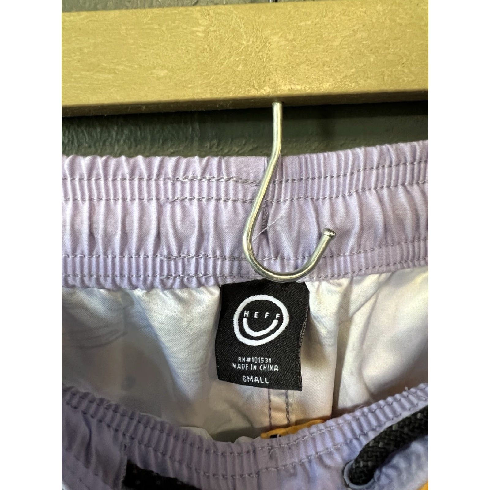 Vintage Neff Mens Purple Swim Trunks w/ lining Duck Pattern Size S Purple Duck Trunks Mens Size US 29 - 3 Thumbnail