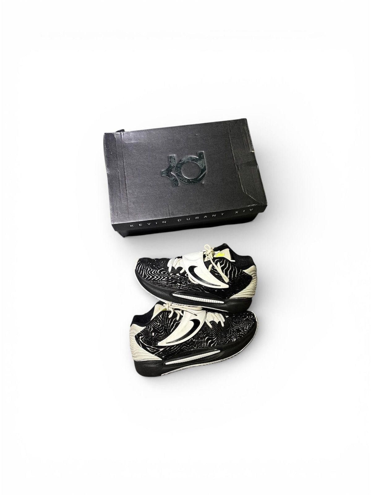Nike Nike KD 14 TB Size US 9.5 / EU 42-43 - 1 Thumbnail