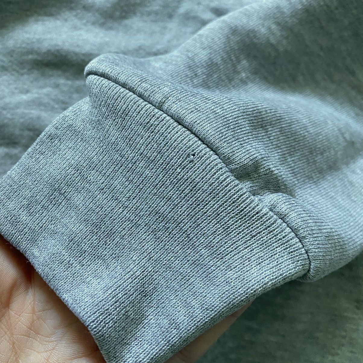 Russell Athletic × Vintage USA 90s Russell Blank Boxy Vintage Sweatshirt Crewneck Size US M / EU 48-50 / 2 - 5 Thumbnail