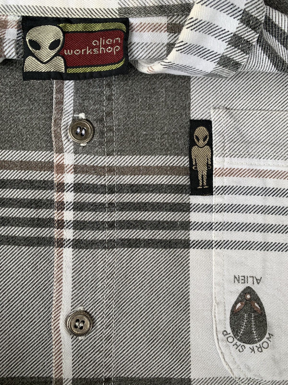 Alien Workshop [SOLD] 👽RARE 90s Alien Workshop Button Up Size US XL / EU 56 / 4 - 3 Thumbnail
