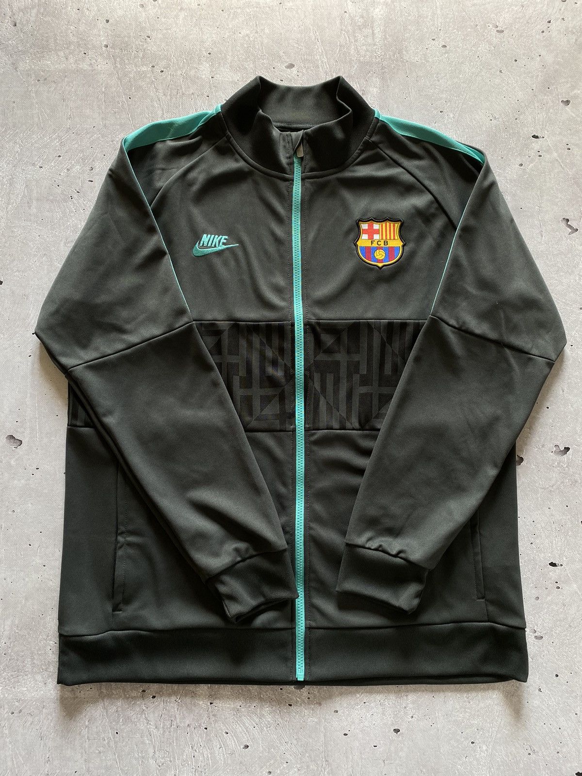 Nike 🔥NWT Nike FC Barcelona I96 2019 Track Jacket Soccer Full Zip Size US XL / EU 56 / 4 - 2 Thumbnail