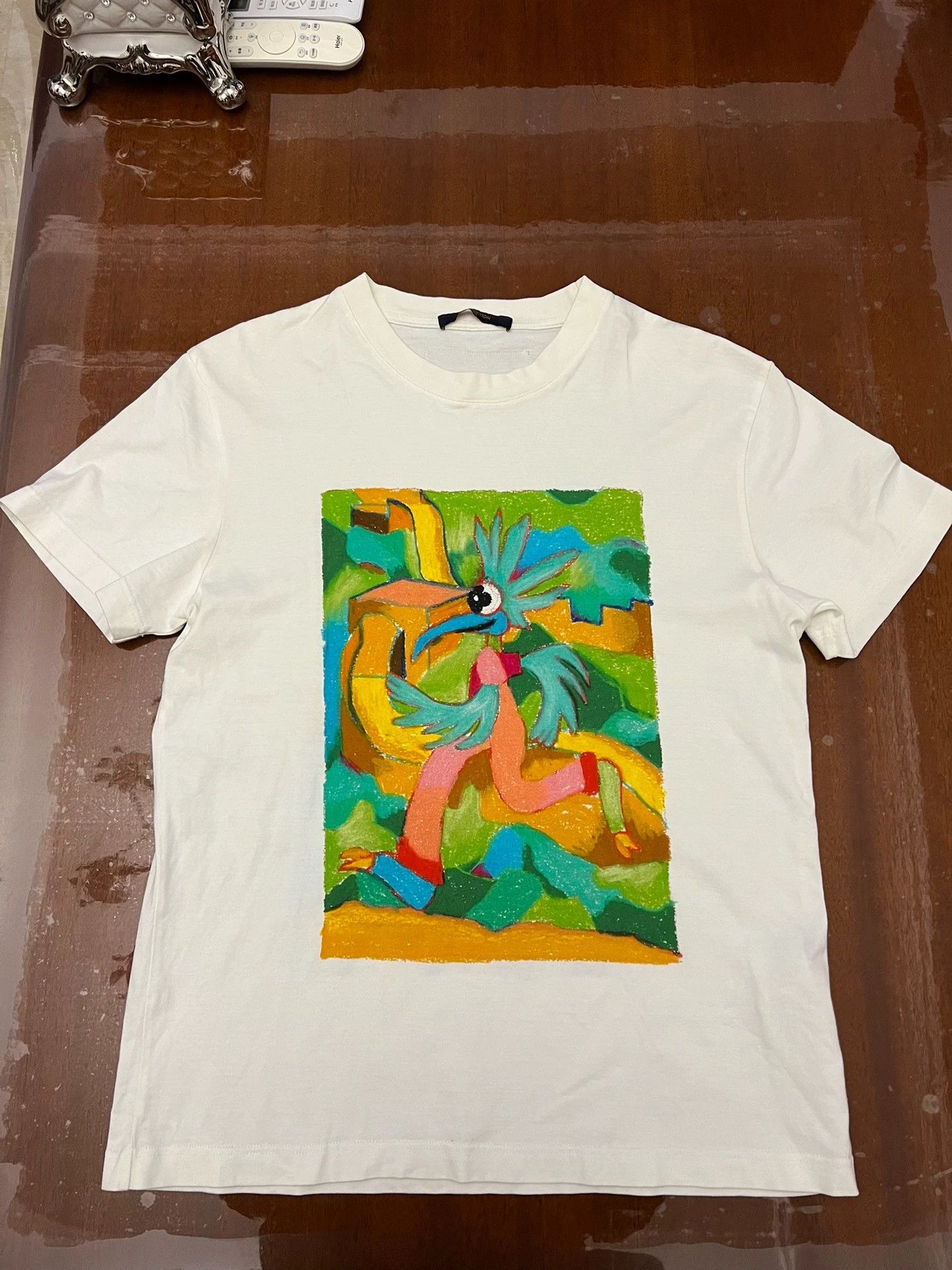 Louis Vuitton LV Classic Monogram Short Sleeve T-shirt S (Fits Large) Size US S / EU 44-46 / 1 - 1 Thumbnail