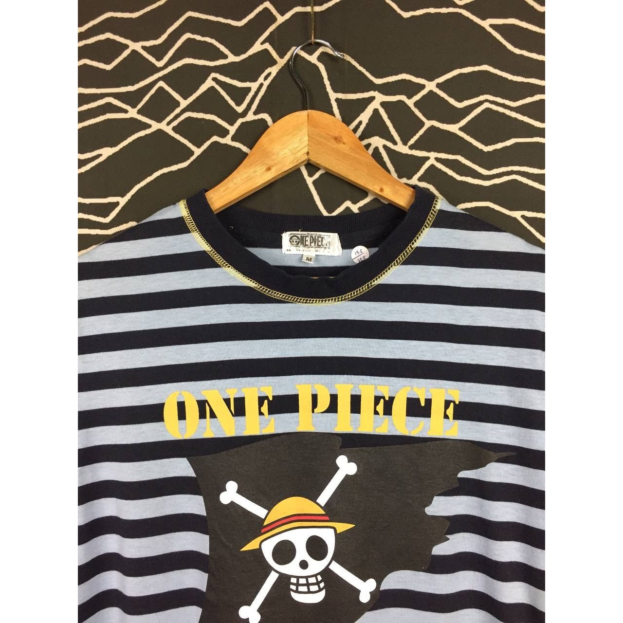 Anime × Japanese Brand × Vintage Vtg Anime One Piece Mugiwara Pirates Flag Logo Striped Tee Size US M / EU 48-50 / 2 - 3 Thumbnail