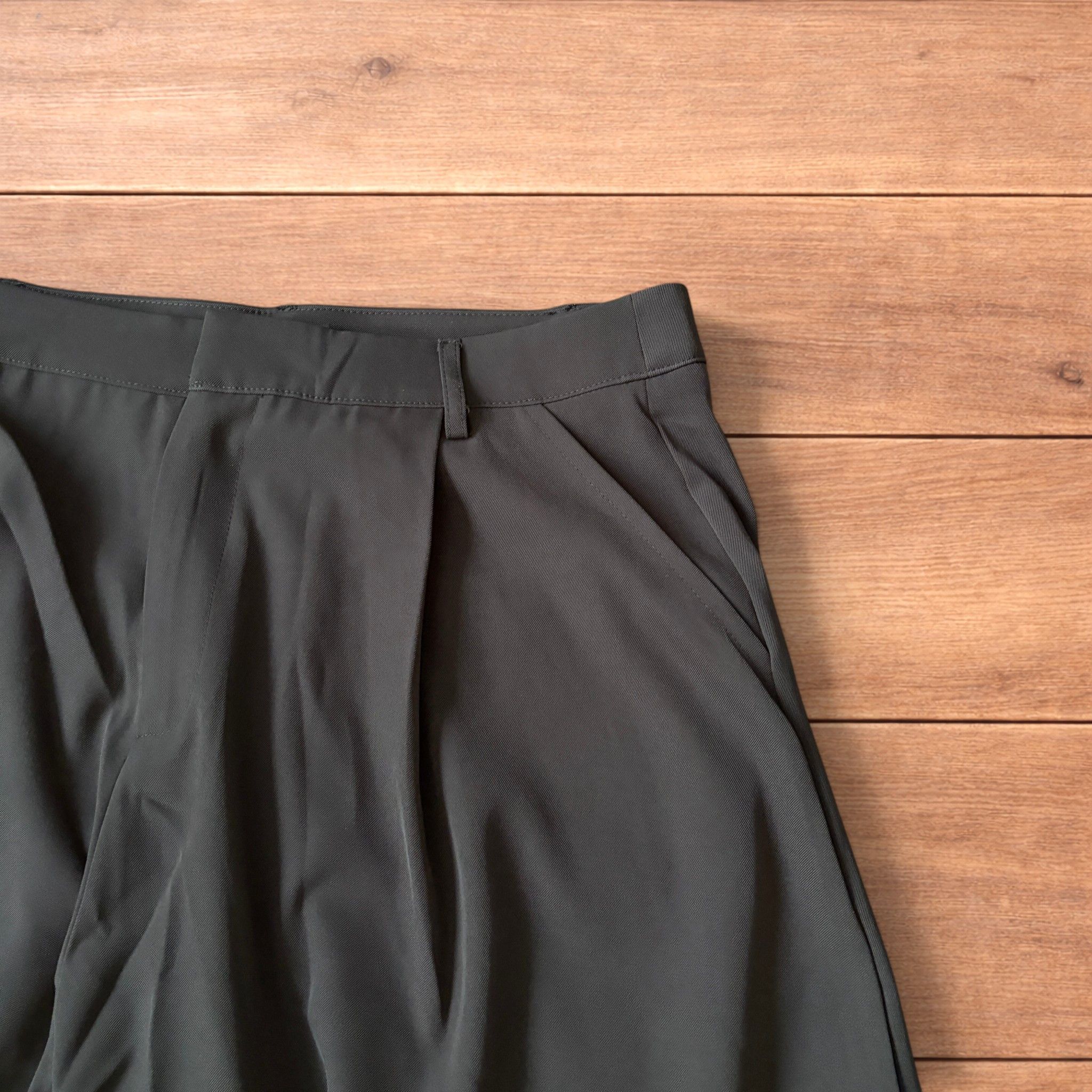 Japanese Brand Super baggy wide leg tailored 3/4 shorts jorts in brown. Size US 36 / EU 52 - 3 Thumbnail