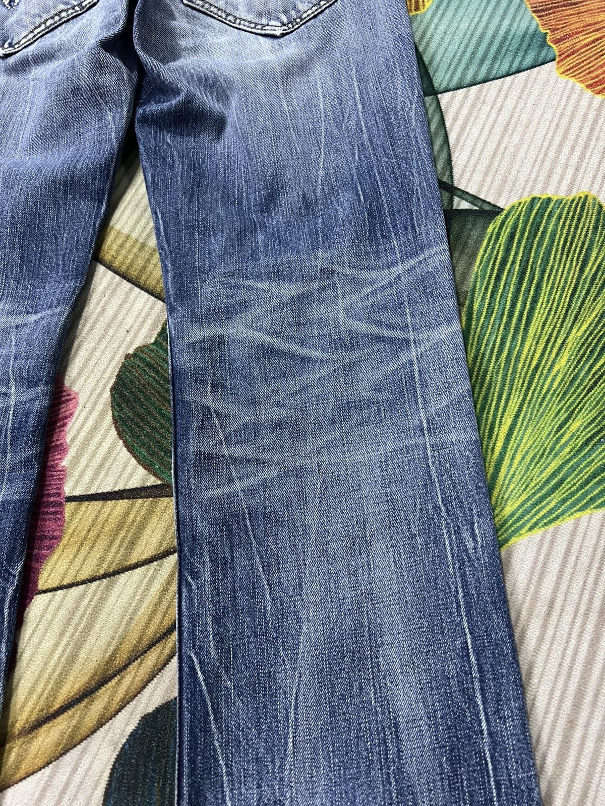 Levi's Vintage Levi’s 502 Distressed Faded Clawmark Jean Very Rare Size US 29 - 16 Thumbnail