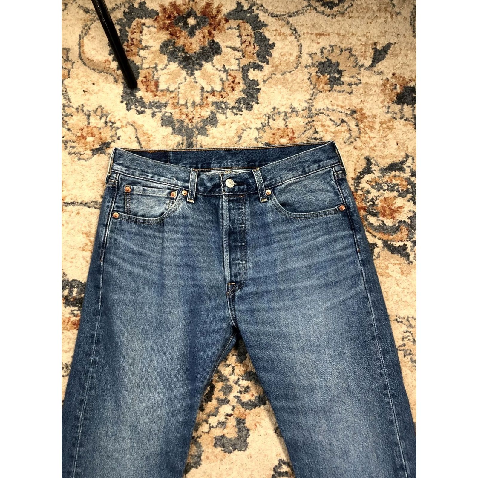 Levi's Levi's 501 Jeans Mens 32x27 Blue Wash Denim Straight Leg Button Fly Red Tab Shirt Size US 32 / EU 48 - 2 Thumbnail