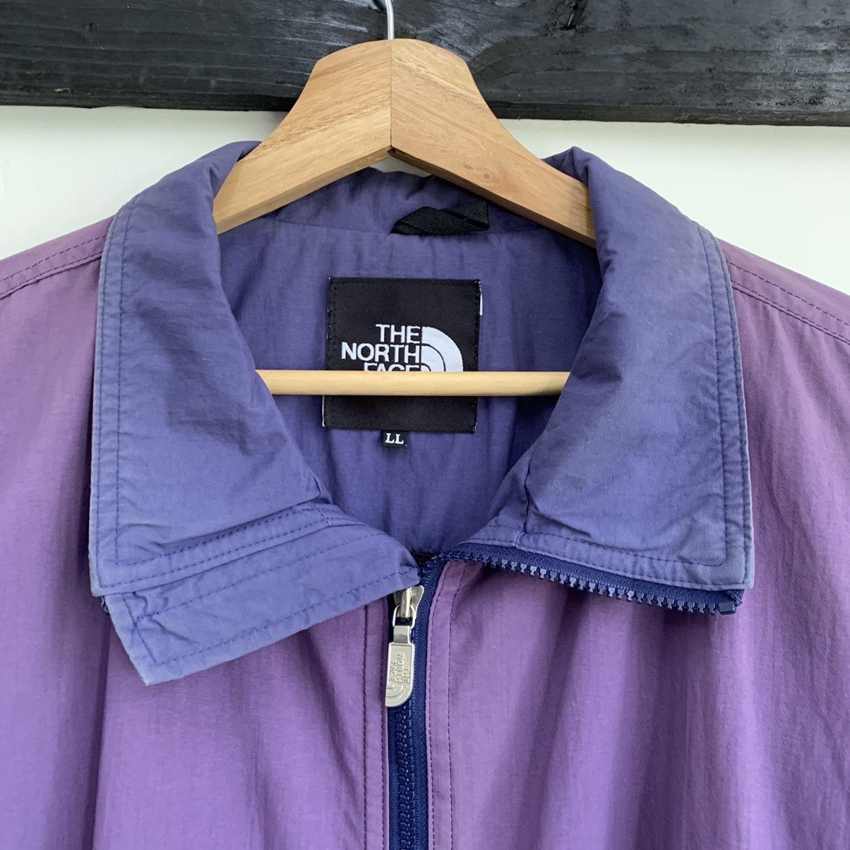 The North Face × Vintage Distressed Vintage The North Face Big Logo Windbraker Size US L / EU 52-54 / 3 - 5 Thumbnail