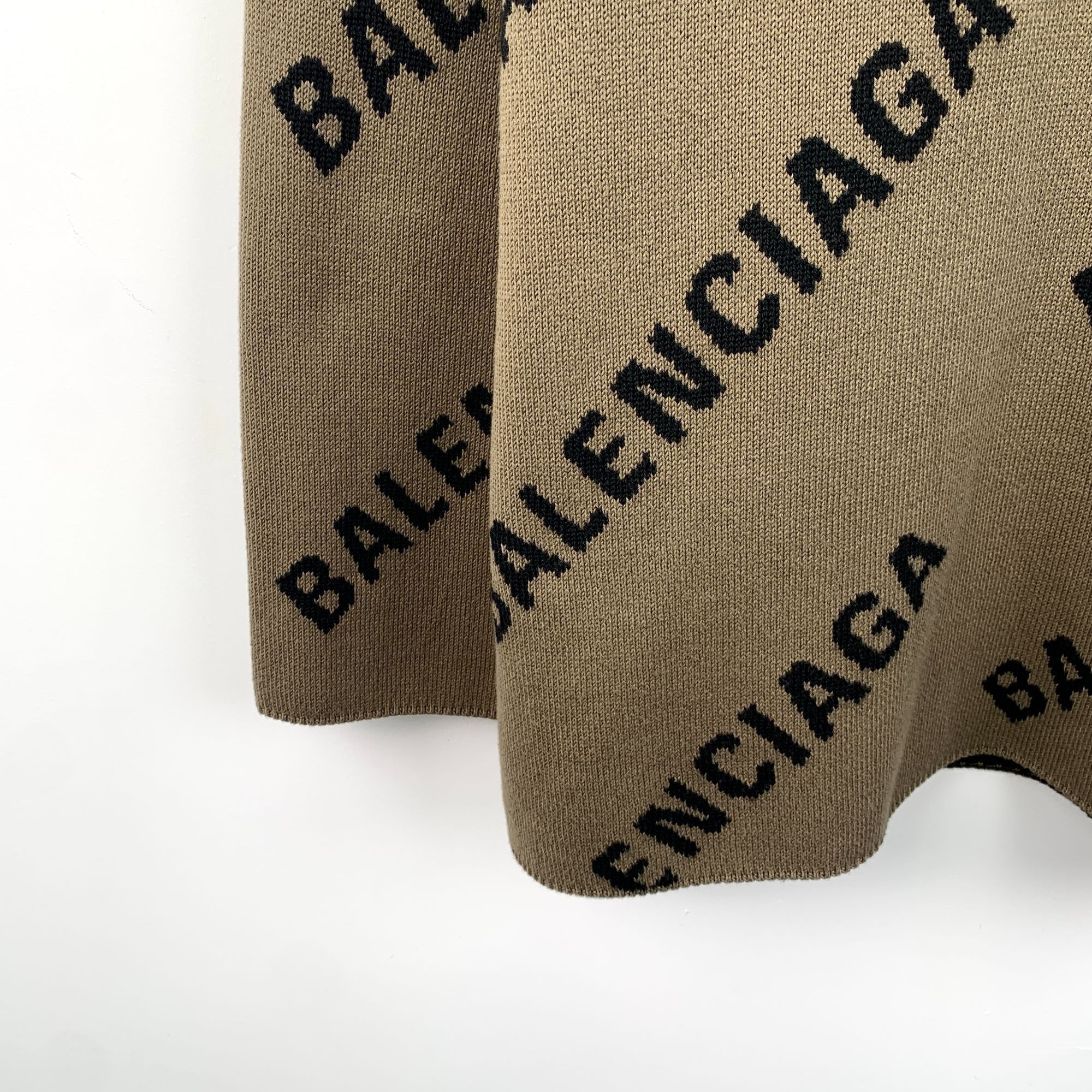 Balenciaga Balenciaga XS Brown Logo Knit Sweater Unisex Wool Blend Roun Size XS / US 0-2 / IT 36-38 - 5 Thumbnail