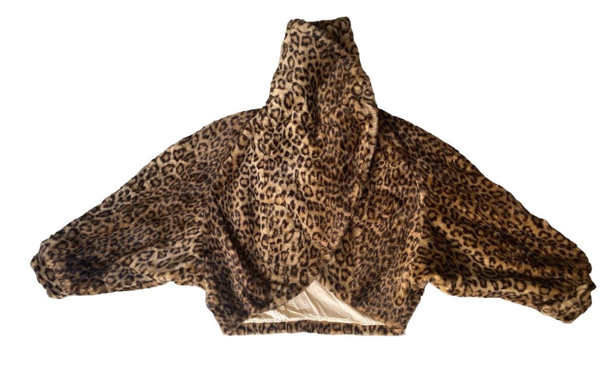 Emporio Armani Rare EMPORIO ARMANI Poncho Leapord Italian Desingner Size L / US 10 / IT 46 - 4 Thumbnail