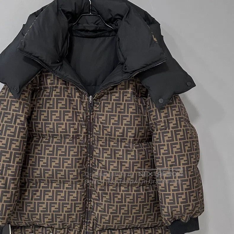 Fendi Fendi Double-sided wear printed monogram down jacket Size S / US 4 / IT 40 - 2 Thumbnail
