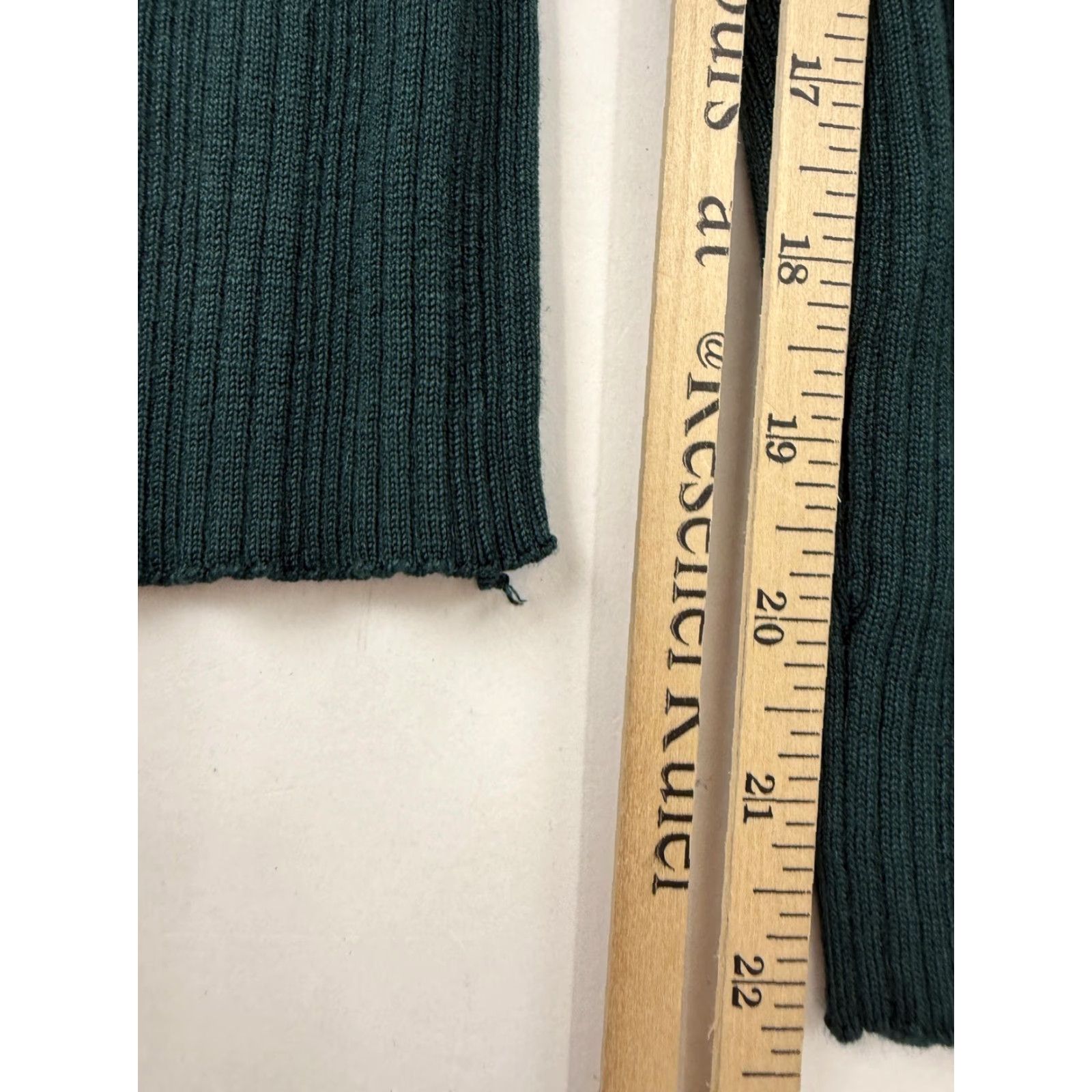 Vintage by & by Sweater Juniors Small Green Off Shoulder Knit Long Sleeve Slim Capable of Stretch Shirt? Size S / US 4 / IT 40 - 7 Thumbnail