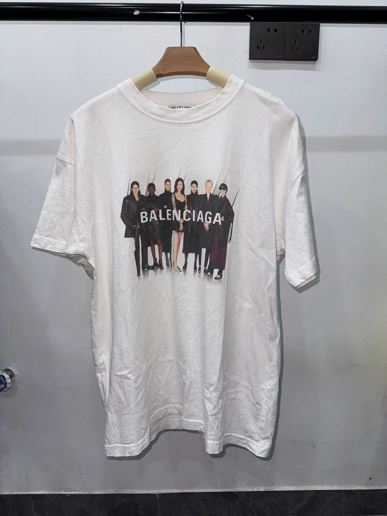 Balenciaga Balenciaga Short Sleeve T-Shirt - Band Size US M / EU 48-50 / 2 - 1 Thumbnail