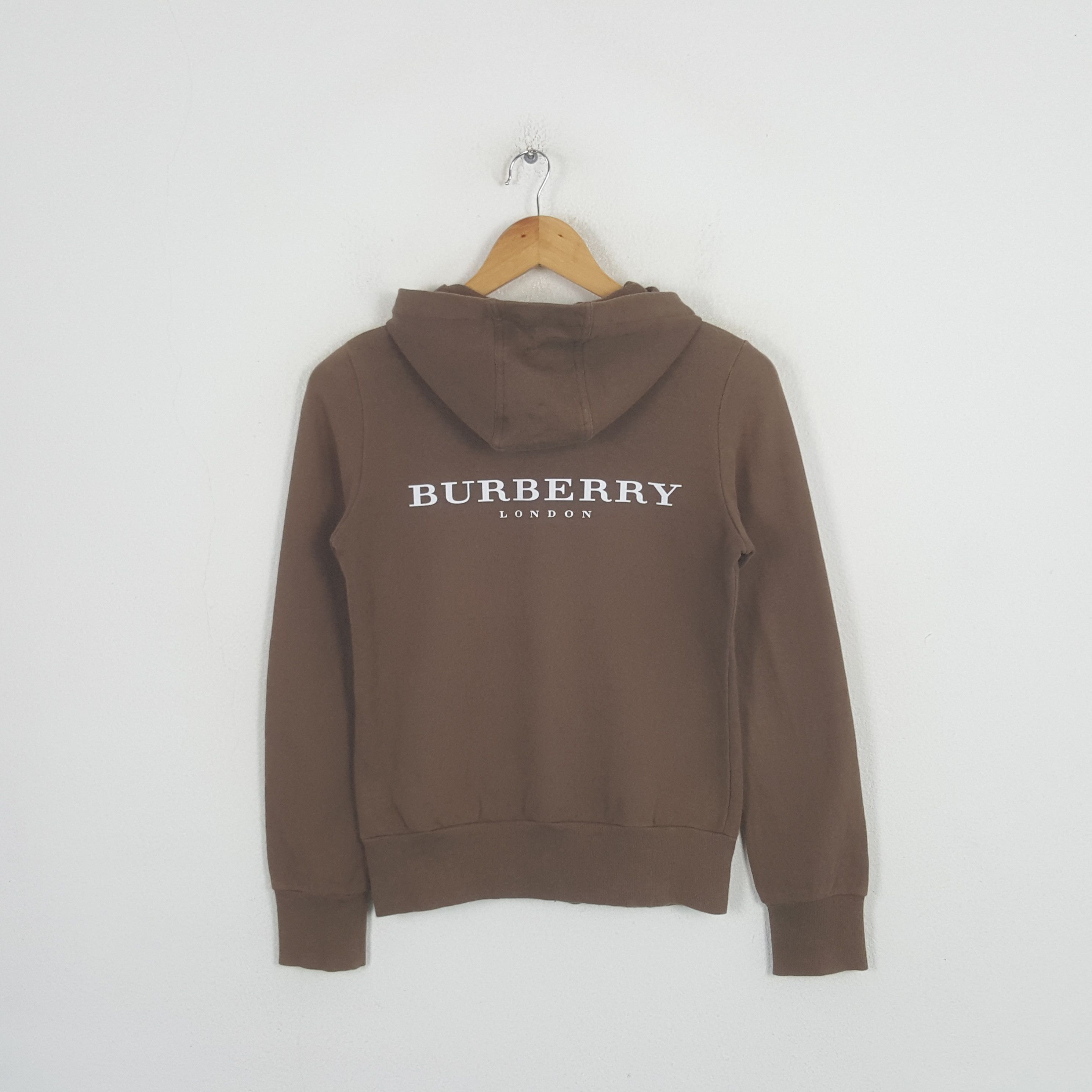 Burberry Vintage Burberry London Designer Brand Hoodies RR17 Size XS / US 0-2 / IT 36-38 - 1 Thumbnail