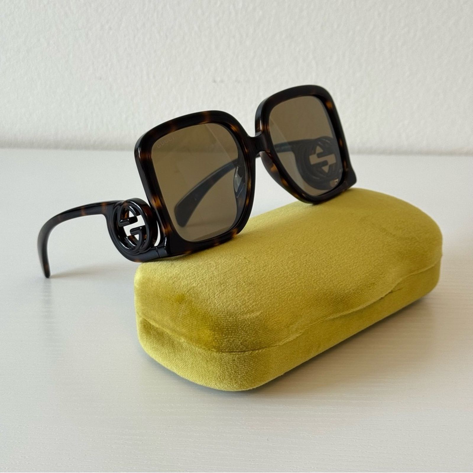 Gucci New! Gucci Tortoise Shell Sunglasses GG1326S 007, Authentic Size ONE SIZE - 1 Thumbnail