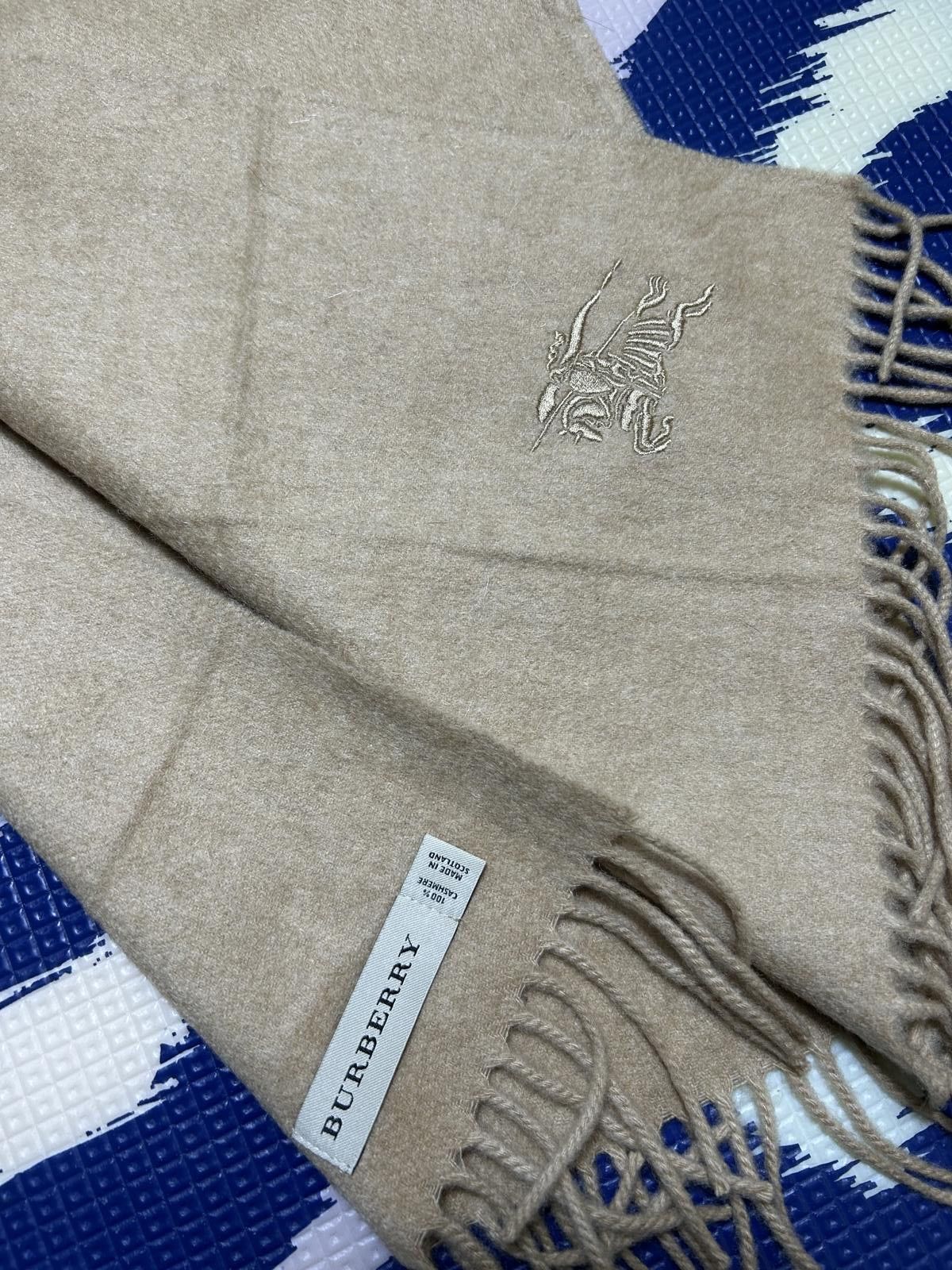 Burberry NWT BURBERRY Heritage Cashmere Scarf - Classic Camel Check Size ONE SIZE - 7 Thumbnail