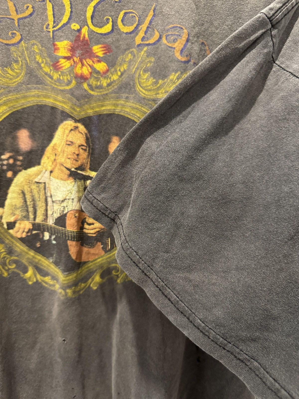Vintage Vintage Kurt Cobain Memorial T-Shirt Size US XL / EU 56 / 4 - 5 Thumbnail