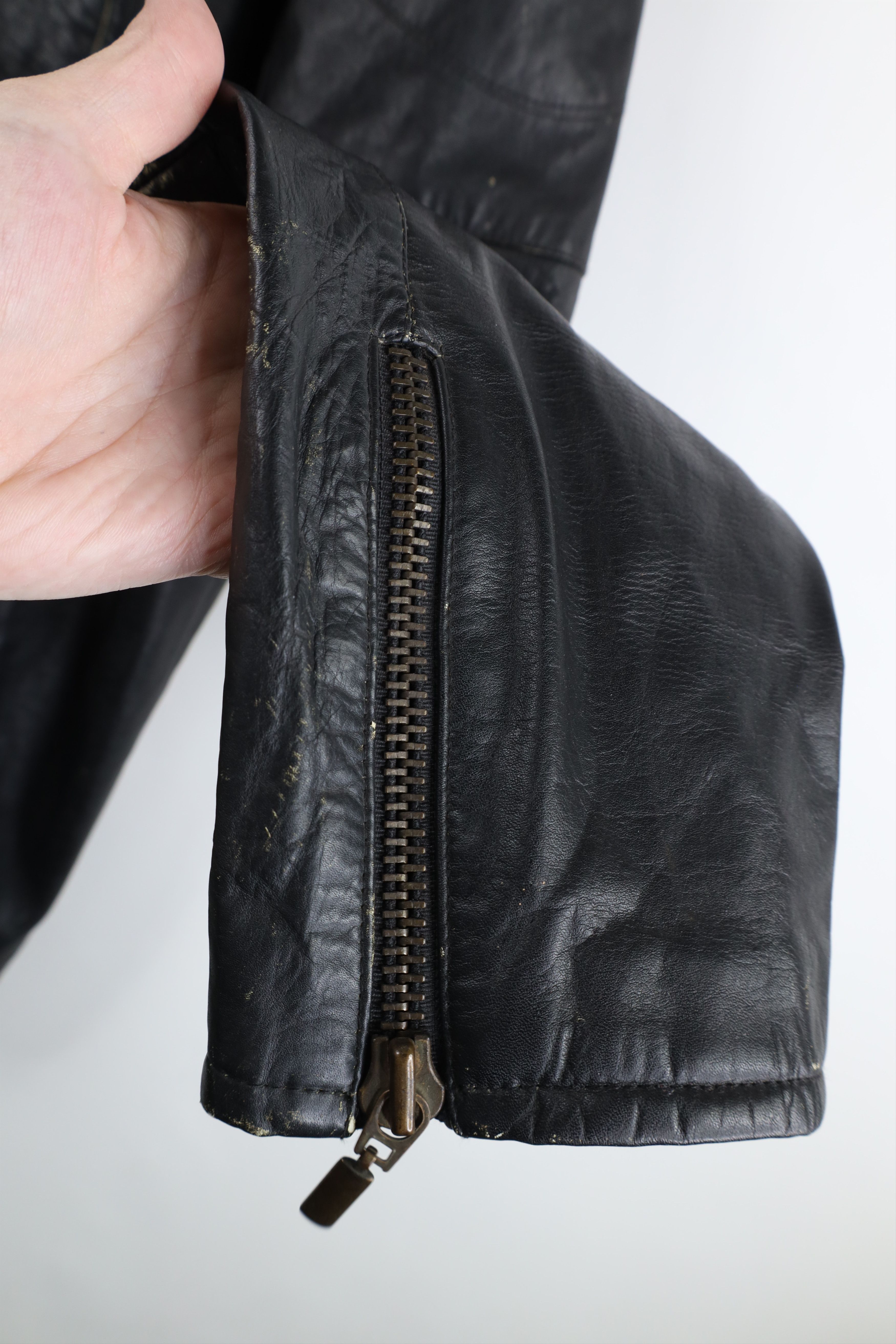 Vintage Vintage 90s Streetwear Leather Cafe Racer Bomber Jacket Size US L / EU 52-54 / 3 - 8 Thumbnail