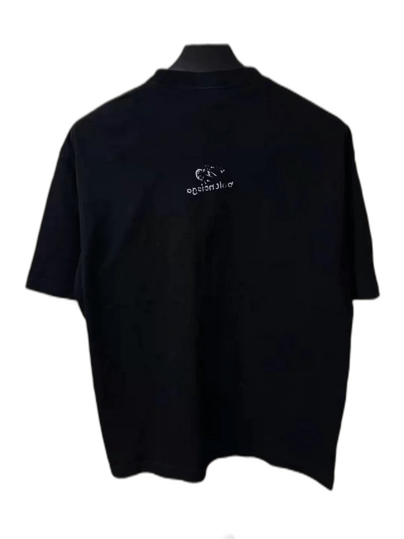 Balenciaga Balenciaga Graffiti Logo Short Sleeve T-shirt Size US S / EU 44-46 / 1 - 1 Thumbnail