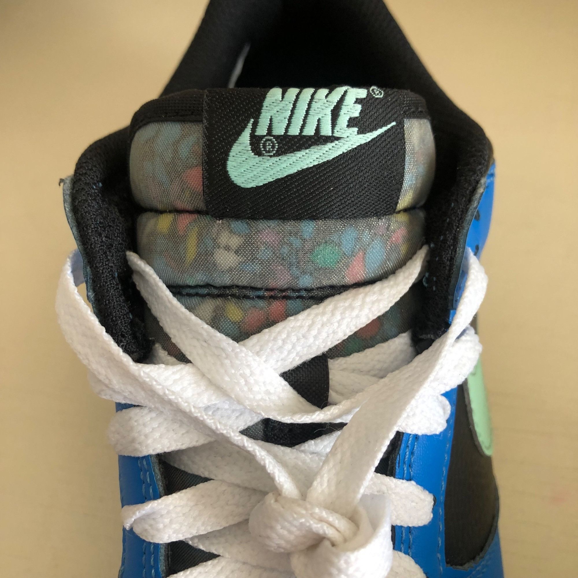 Nike NIB NIKE Dunk Low SE GS E Black Mint Foam Blue Size 6Y (7.5/ Size US 6 / EU 39 - 10 Thumbnail