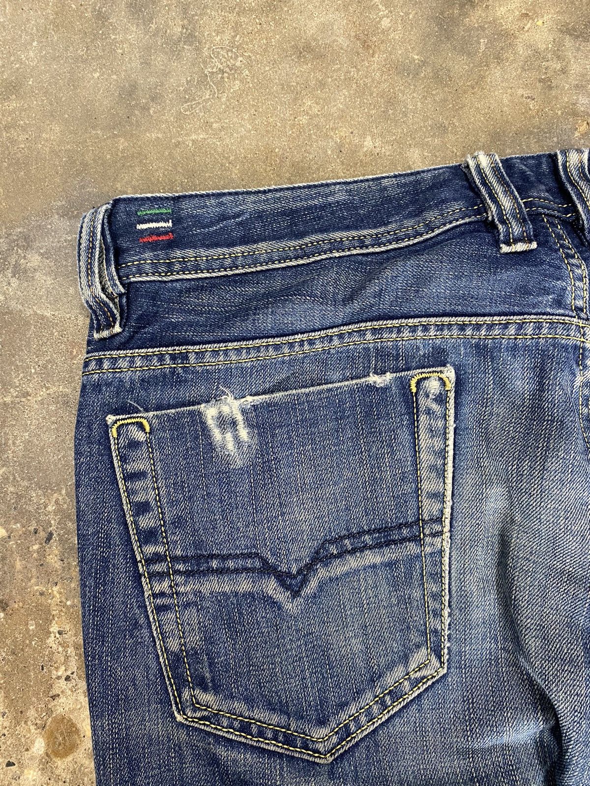 Diesel × Japanese Brand × Vintage Diesel industries blue jeans wash Size US 32 / EU 48 - 17 Thumbnail