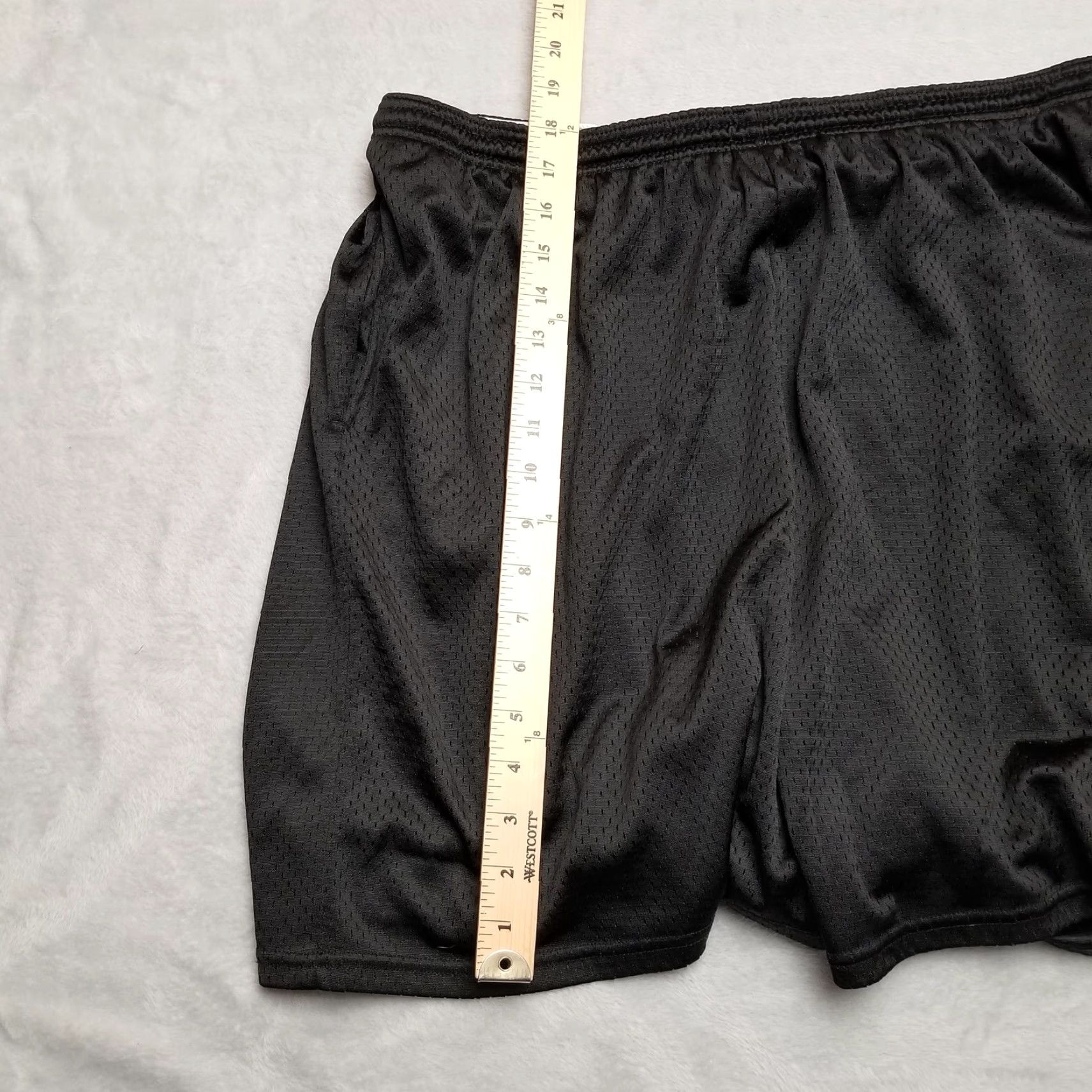 Champion VINTAGE Champion Basketball Shorts Mens XL Black Drawstring Elastic Size US 36 / EU 52 - 8 Thumbnail