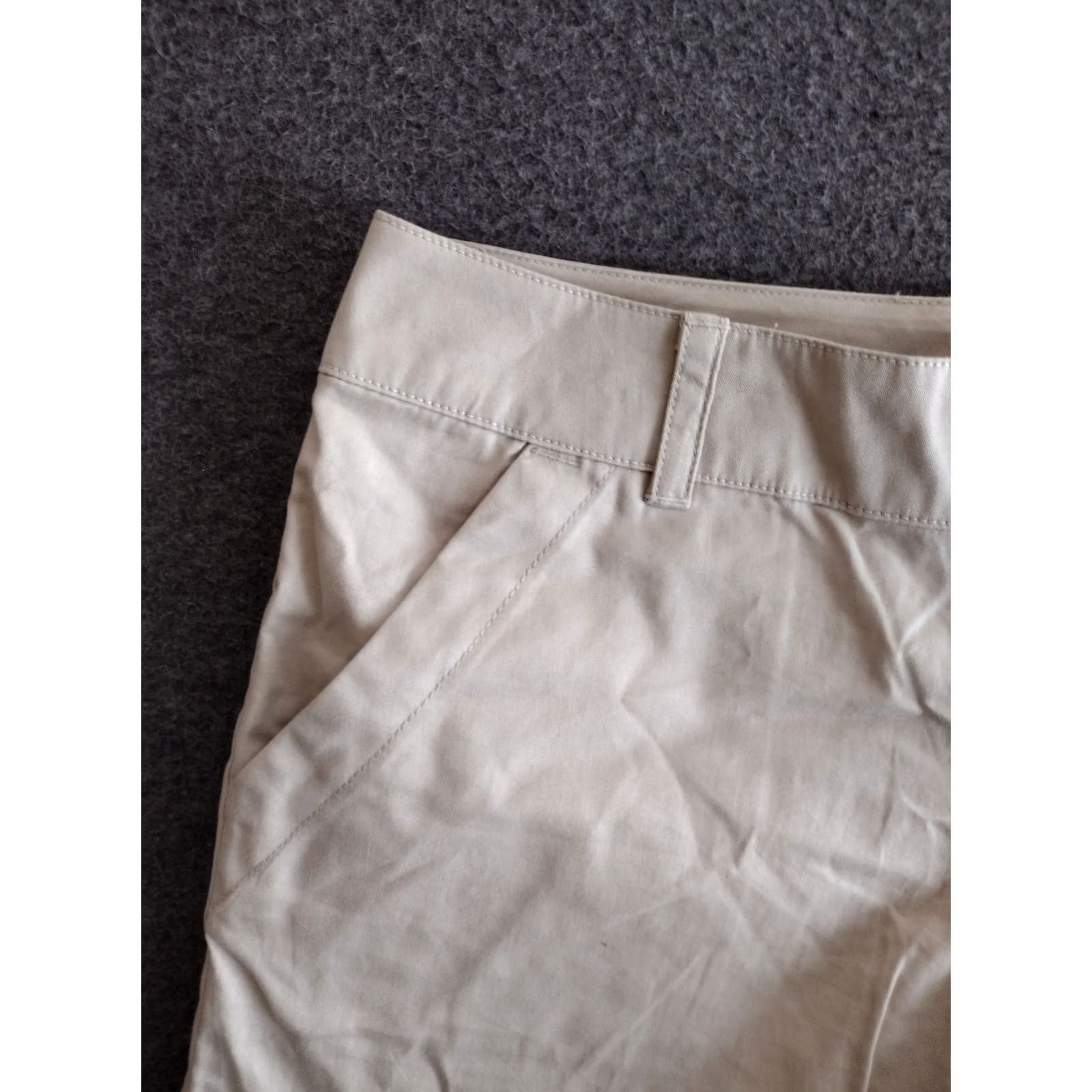 Vintage VINTAGE Columbia Shorts Women’s 8 Tan Chino Cotton Slash Pocket Casual Size 30" / US 8 / IT 44 - 6 Thumbnail