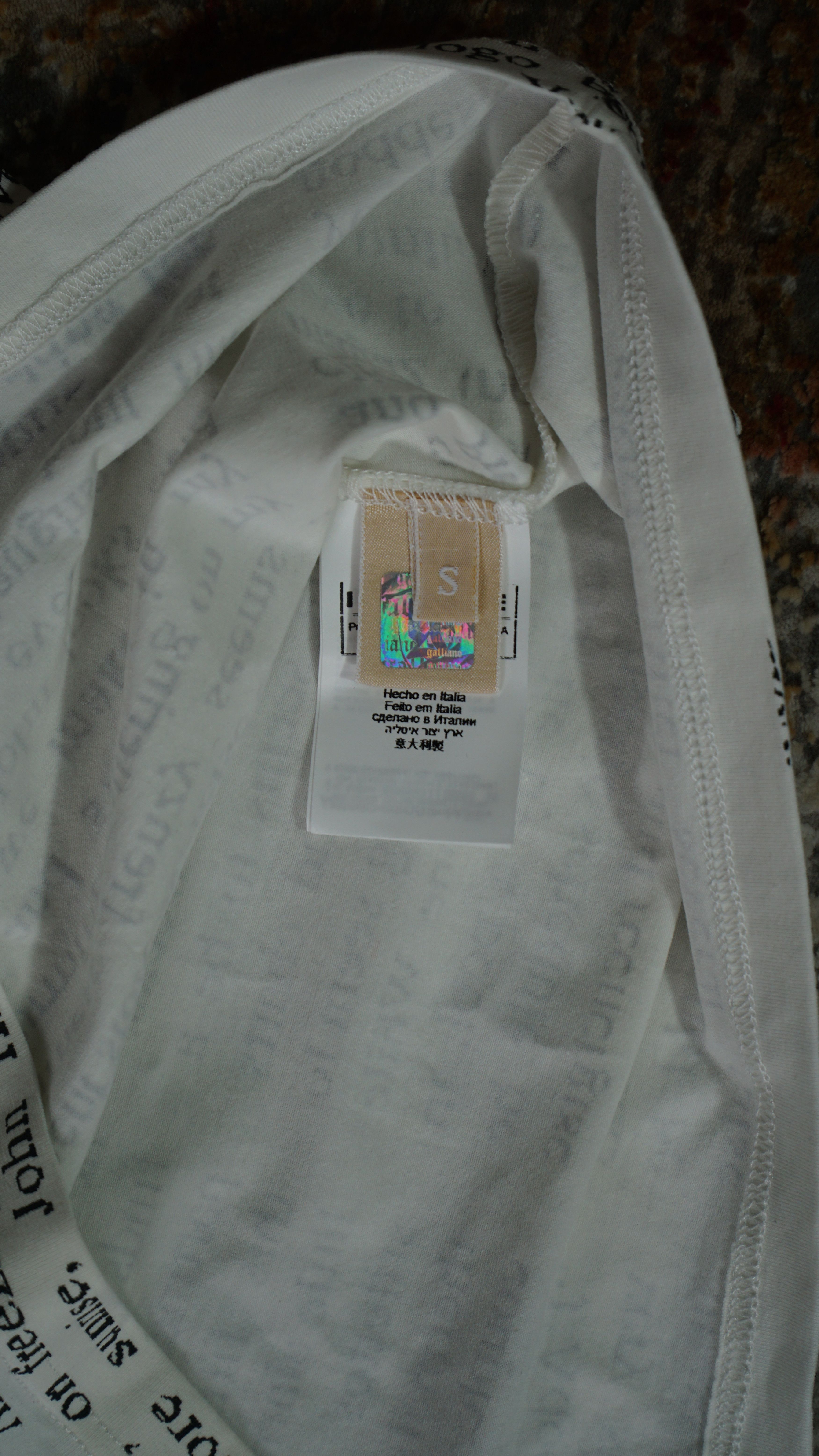 John Galliano john galliaon newspaper print shirt Size S / US 4 / IT 40 - 4 Thumbnail