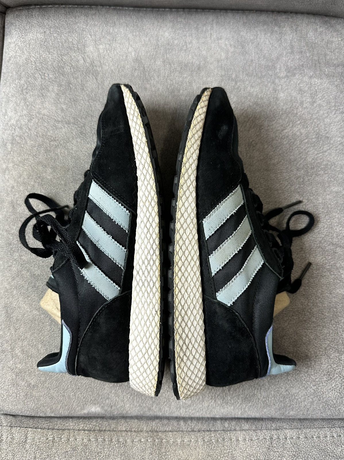 Adidas Adidas Originals Black Suede Sneakers – Vintage Y2K Style Size US 9 / EU 42 - 5 Thumbnail