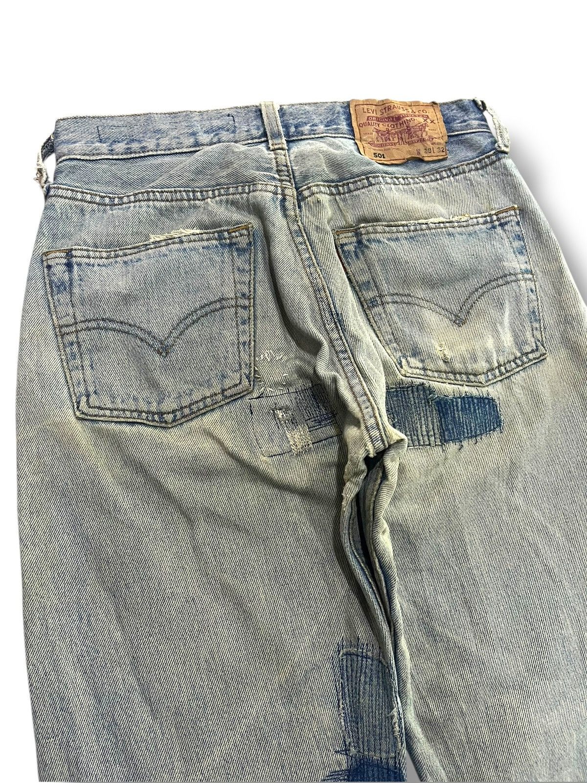 Levi's GRUNGE🤘🏼 VINTAGE LEVIS ARTE POVERA PATHWORK DISTRESSED DENIM Size US 29 - 8 Thumbnail