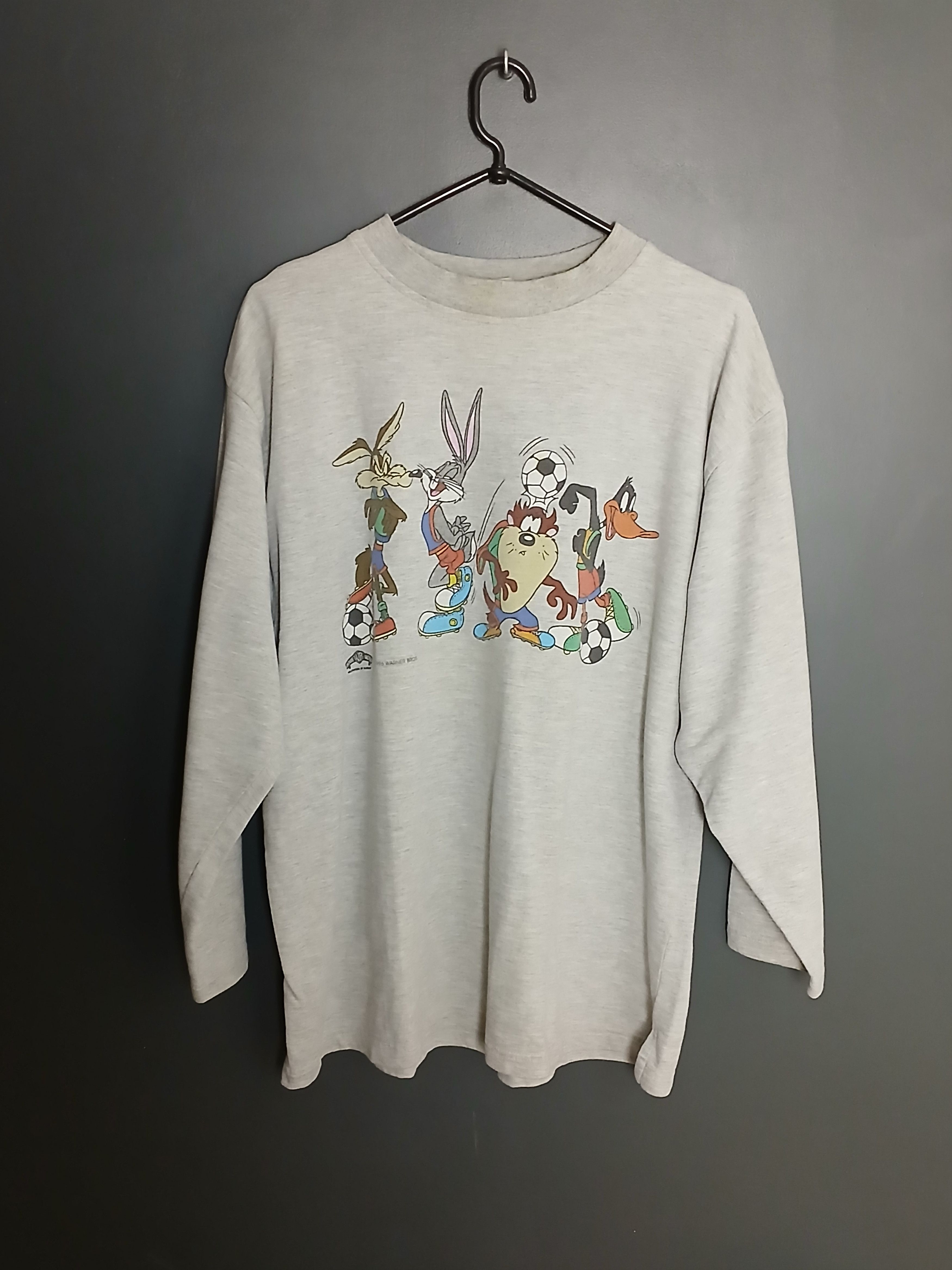 Vintage × Warner Bros Vintage 1996 Looney Tunes Football Sweatshirt Size US L / EU 52-54 / 3 - 1 Thumbnail